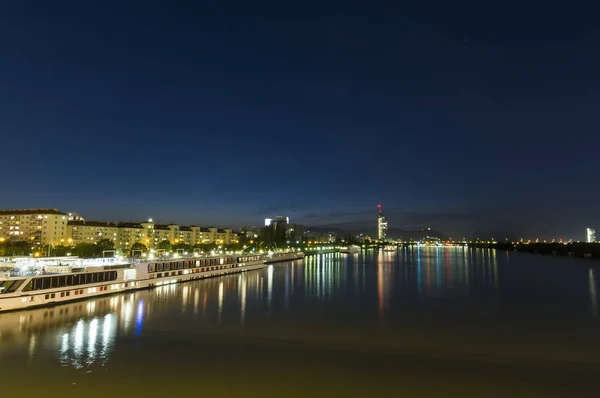 Fiume Danubio Notte Vienna Città Austria — Foto Stock