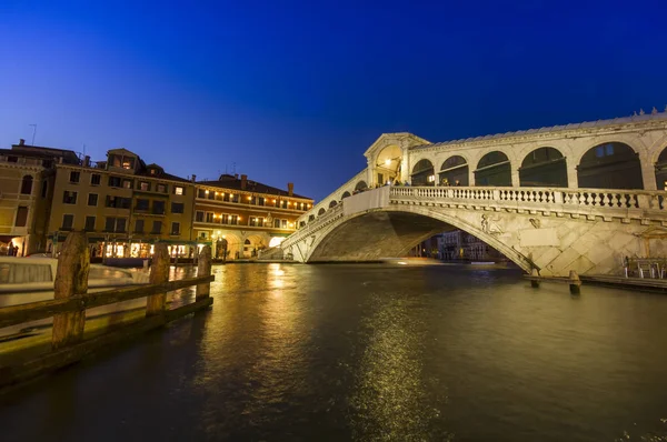 Venedig Bei Nacht Rialto Brücke — Stockfoto