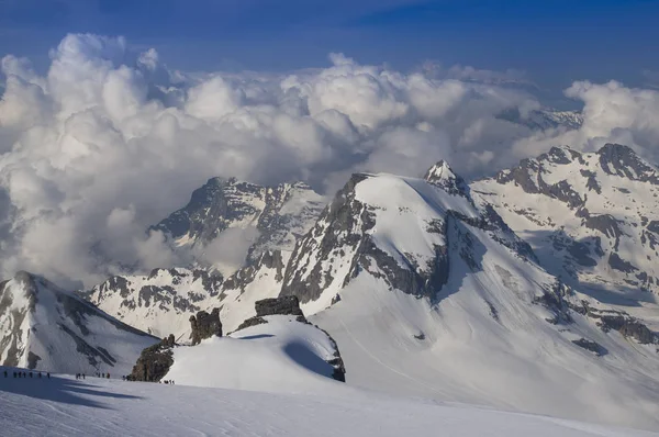 甘天堂国家公园 高山山峰在意大利 — 图库照片