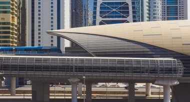 modern metro istasyonu Dubai city, Birleşik Arap Emirlikleri girin