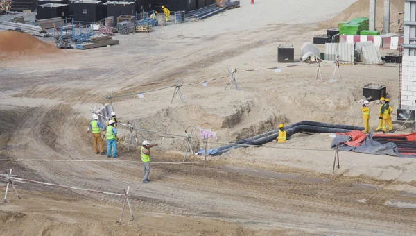 Sitio Construcción Con Trabajadores Tuberías —  Fotos de Stock