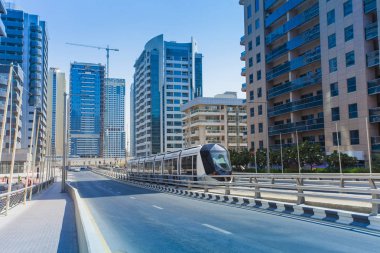 Dubai şehir tramvay modern demiryolu. Birleşik Arap Emirlikleri