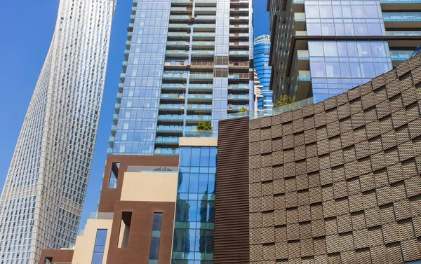 城市中的现代建筑 摩天大楼 — 图库照片
