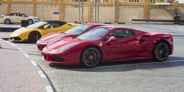 Dubai Eau Septiembre 2018 Coches Deportivos Lujo Frente Hotel Atana — Foto de Stock