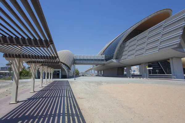 ドバイ アラブ首長国連邦 9月26 2018 地下鉄や地下鉄のための新しいドバイクリークタワー駅の建設 — ストック写真