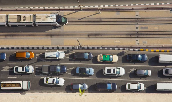 Dubai Verenigde Arabische Emiraten September 2018 Verkeer Met Auto Tram — Stockfoto