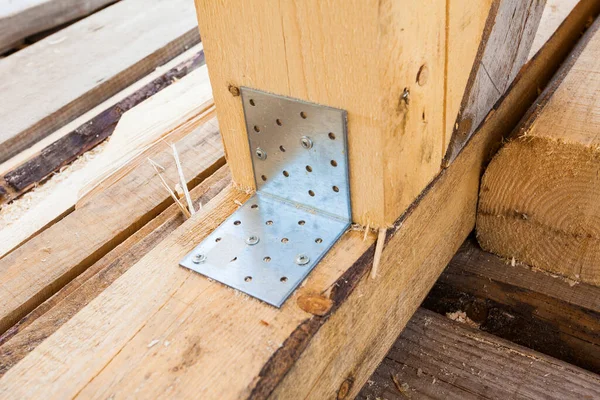 Steel Corner Mounting Plate Joining Wooden Structures — Stock Photo, Image