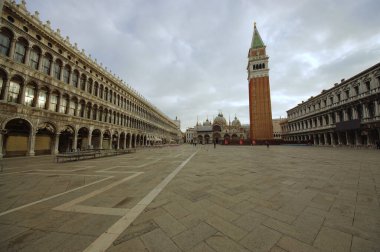 İtalya, Venedik 'te boş San Marco meydanı