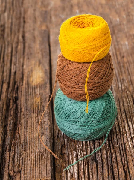 topu iplik örme ahşap zemin için