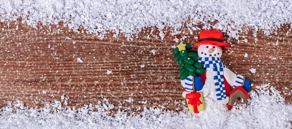 Schneemann Mit Weihnachtsbaum Und Schnee Festlicher Hintergrund — Stockfoto