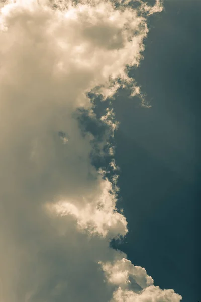 Μπλε ουρανός με σύννεφα closeup — Φωτογραφία Αρχείου
