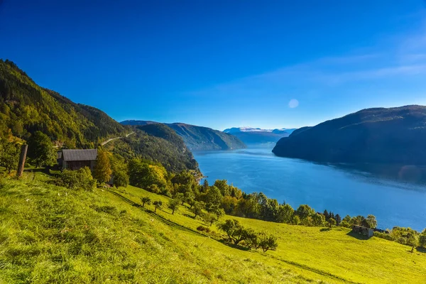Panorama Norvegese Vista Lago Montagne — Foto Stock