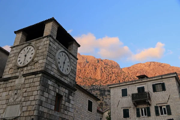 Hodinová Věž Náměstí Zbraní Starém Městě Kotor Černá Hora — Stock fotografie