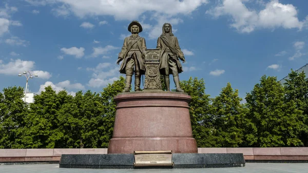 Екатеринбург Россия Июня 2015 Памятник Татищеву Геннину — стоковое фото