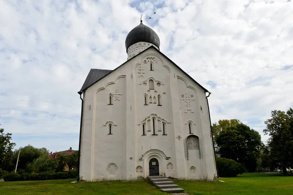 Nowogród Wielki Rosja Września 2015 Kościół Przemienienia Pańskiego Przy Ulicy — Zdjęcie stockowe