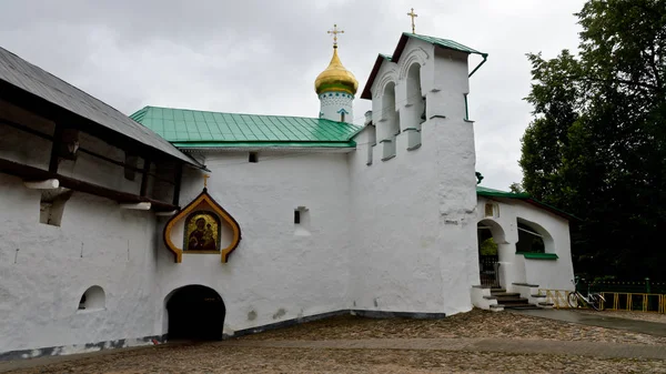 Pechory Rusia Septiembre 2015 Monasterio Uspensky Pskovo Cuevas —  Fotos de Stock