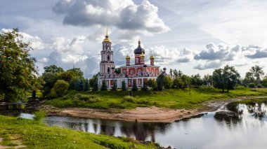 Staraya Russa, Rusya Federasyonu - 31 Ağustos 2015: Kutsal diriliş Katedrali