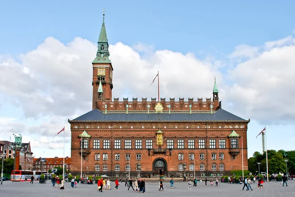 Copenhagen, Danimarka - 16 Haziran 2008: Kopenhag Belediye Binası