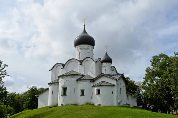 Псков Російська Федерація Вересня 2015 Церква Святого Василя Великого Пагорбі — стокове фото