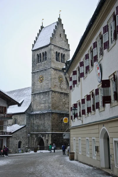 Ζελ Αυστρία Φεβρουαρίου 2012 Ενοριακή Εκκλησία Άγιος Ιππόλυτος — Φωτογραφία Αρχείου