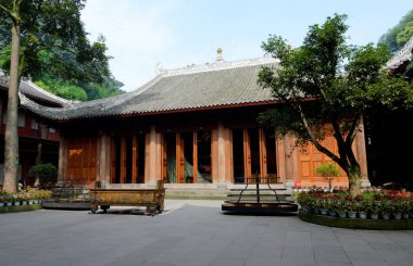 Leshan, Çin - 30 Temmuz 2013: Grand Buddha manzara alanı