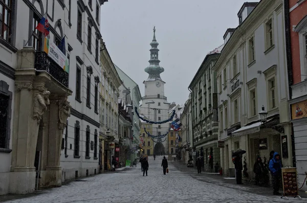 Μπρατισλάβα Σλοβακία Ιανουαρίου 2013 Οδός Αγίου Μιχαήλ — Φωτογραφία Αρχείου