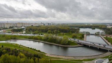 Minsk, Beyaz Rusya - 27 Nisan 2015: Masherov Caddesi