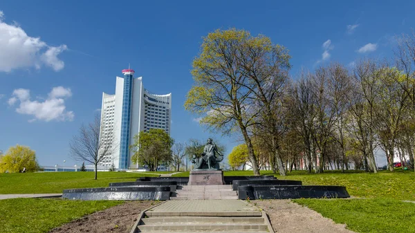 Mińsk Białoruś Kwietnia 2015 Pomnik Puszkina — Zdjęcie stockowe