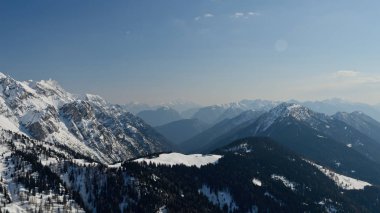 Madonna di Campiglio, İtalya - 13 Mart 2013: Valley Madonna di Campiglio
