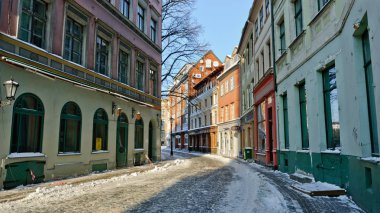 Riga, Letonya - 14 Şubat 2011: Küçük Smilsu Caddesi