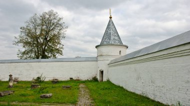 Mozhaysk, Rusya - 19 Eylül 2008: Luzhetsky Ferapontov Manastırı