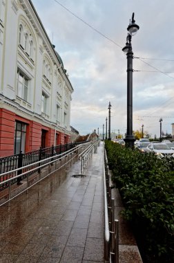 Omsk, Rusya - 16 Eylül 2020: Lenin Caddesi