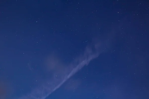 Cielo Nocturno Con Estrellas Nube Blanca — Foto de Stock