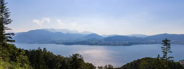 Vista Panorámica Lago Traunsee Con Montaña Los Alpes Desde Mirador — Foto de Stock