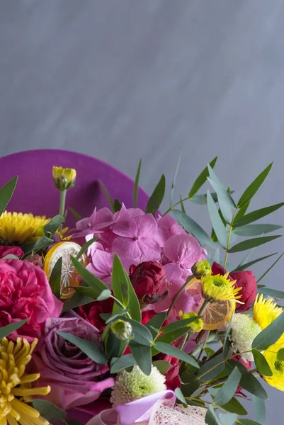 Bouqet Fleurs Boîte Pas Tonique Avec Couleur Naturelle Fleurs Colorées — Photo