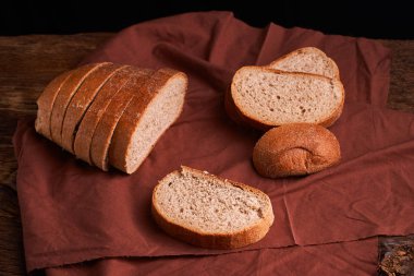 Taze ev yapımı ekmek. Net. Ekmek, Maya. Mayasız Ekmek. diyet ekmek