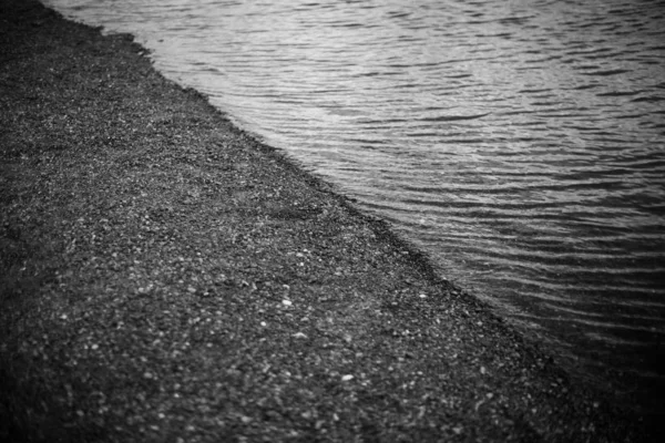 Черно Белый Пейзаж Фото Воды — стоковое фото