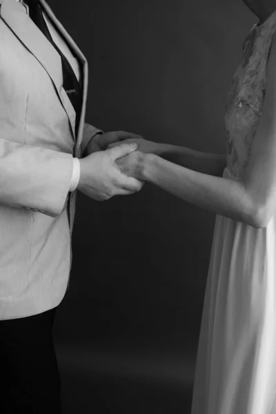 Αγάπη Στο Στούντιο Φωτογραφιών Όμορφο Ζευγάρι Γάμου Ασπρόμαυρο Ζευγάρι Φωτογραφιών — Φωτογραφία Αρχείου