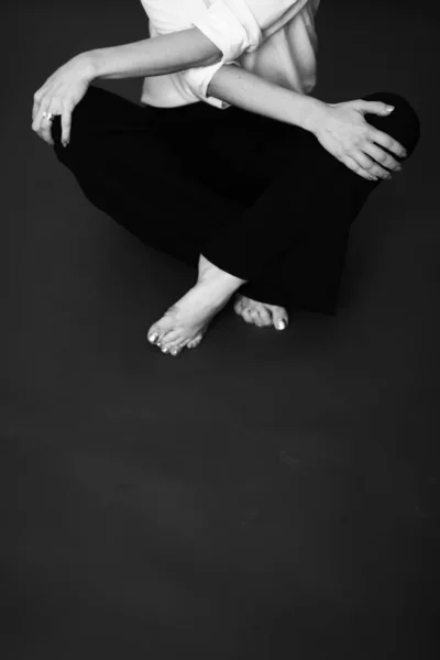 Részletek Test Fekete Fehér Portré Gyönyörű Lány — Stock Fotó