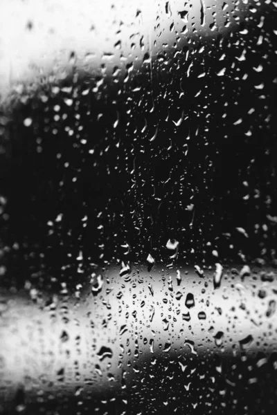 Σταγόνες Βροχής Στο Τζάμι Του Παραθύρου Συμπύκνωση Στο Παράθυρο Φυσικό — Φωτογραφία Αρχείου