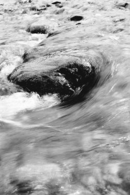 Siyah ve beyaz su dokusu, su arka planı, doğal arkaplan