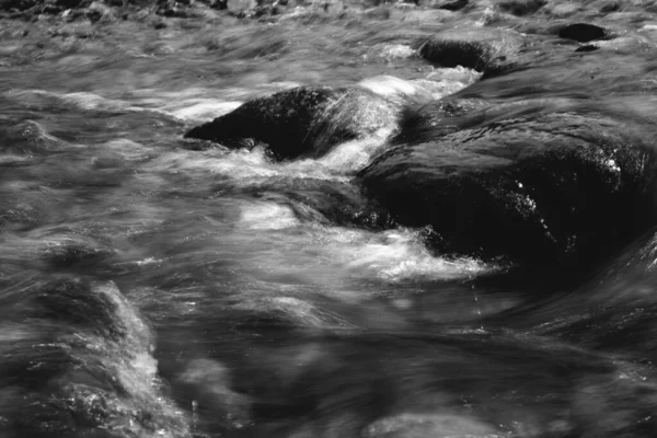 Schwarzes Und Weißes Wasser Textur Wasser Hintergrund Natürliche Hintergründe — Stockfoto