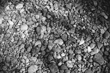 Deniz çakıl taşı arka planı, siyah beyaz manzaralar