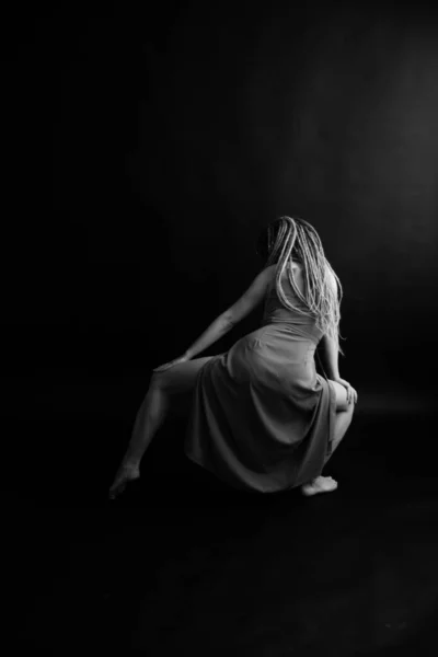 Деталі Тіла Чорно Білий Портрет Красивої Дівчини — стокове фото
