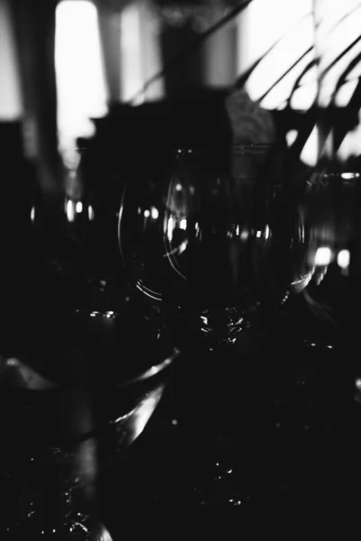 Lege Wijnglazen Zwart Wit — Stockfoto