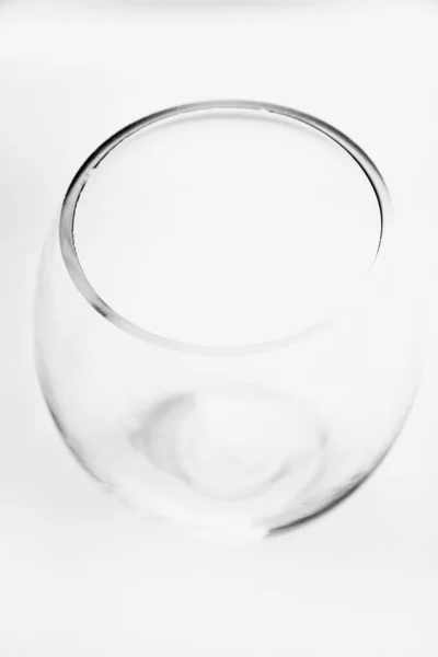 Szklany Wazon Izolowany Biało Piękna Minimalistyczna Martwa Natura Cienie Światło — Zdjęcie stockowe