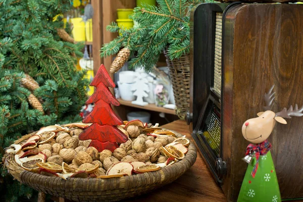 Still Life Shallow Basket Walnuts Christmas Time — Stock Photo, Image