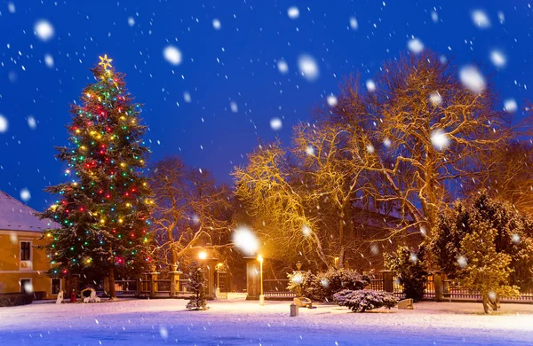 Vánoční Stromeček Noci Sníh — Stock fotografie