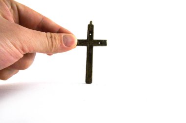 El, çapraz, gümüş haç, bronz haç, din, beyaz arka plan, yakın çekim, dini haç, Ortodoks çapraz, Katolik haç, küçük çapraz, eski çapraz, vintage çapraz, çapraz sürtünme, sap kafası stok görüntü, Nostalgishop gümüş haç