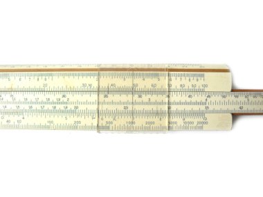 Bu, yakın çekim, görüntü beyaz slayt cetvel, Vintage Logaritmik cetvel, Logaritmik slayt cetvel, ahşap cetvel, beyaz cetvel cetvel, case, el, yakın çekim, beyaz arka plan, Sovyet vintage, SSCB, cetvel cetvel sap kafası stok görüntü, Nostalgishop, 
